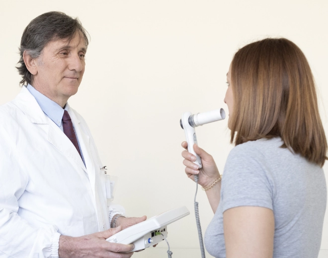 Visita pneumologica per la diagnosi e cura di asma, bronchite cronica e BPCO nei Centri Medici Ergéa